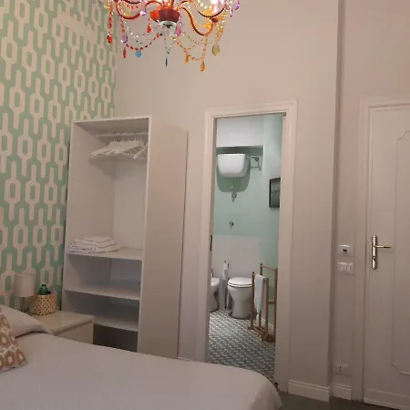 La Casa Di Flo Апартаменты Неаполь